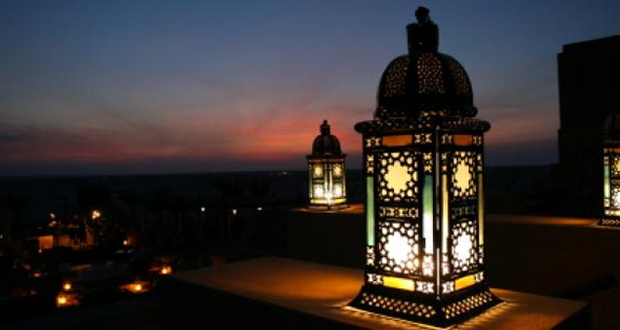 Turkish center host free community dinner