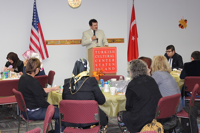 Thanksgiving-Dinner-in-Staten-I (3)