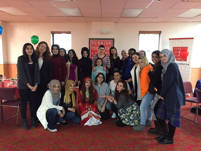 Cultural-Night-with-Young-Peace-Builders-2016 (6)